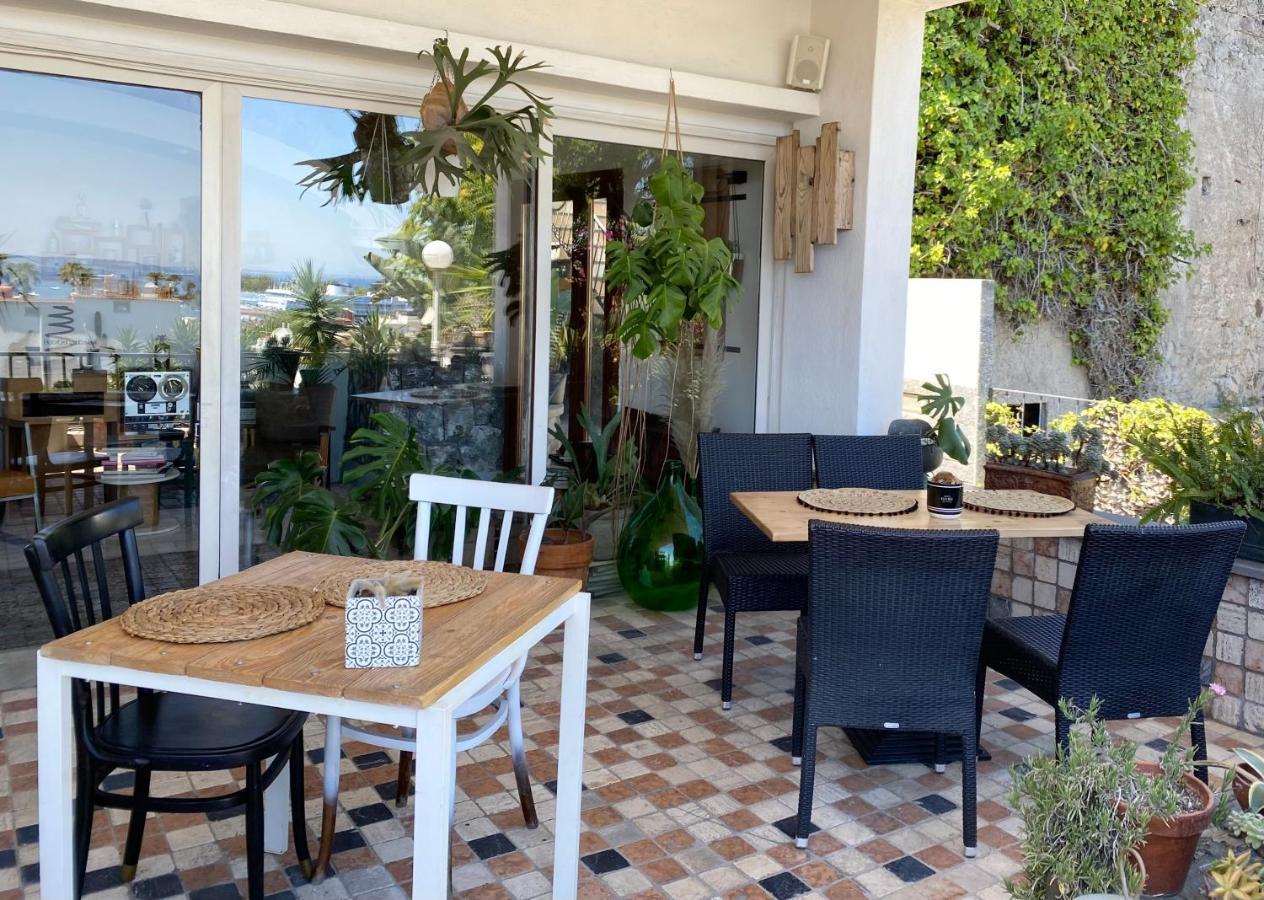 איסקיה Black Market Hotel מראה חיצוני תמונה