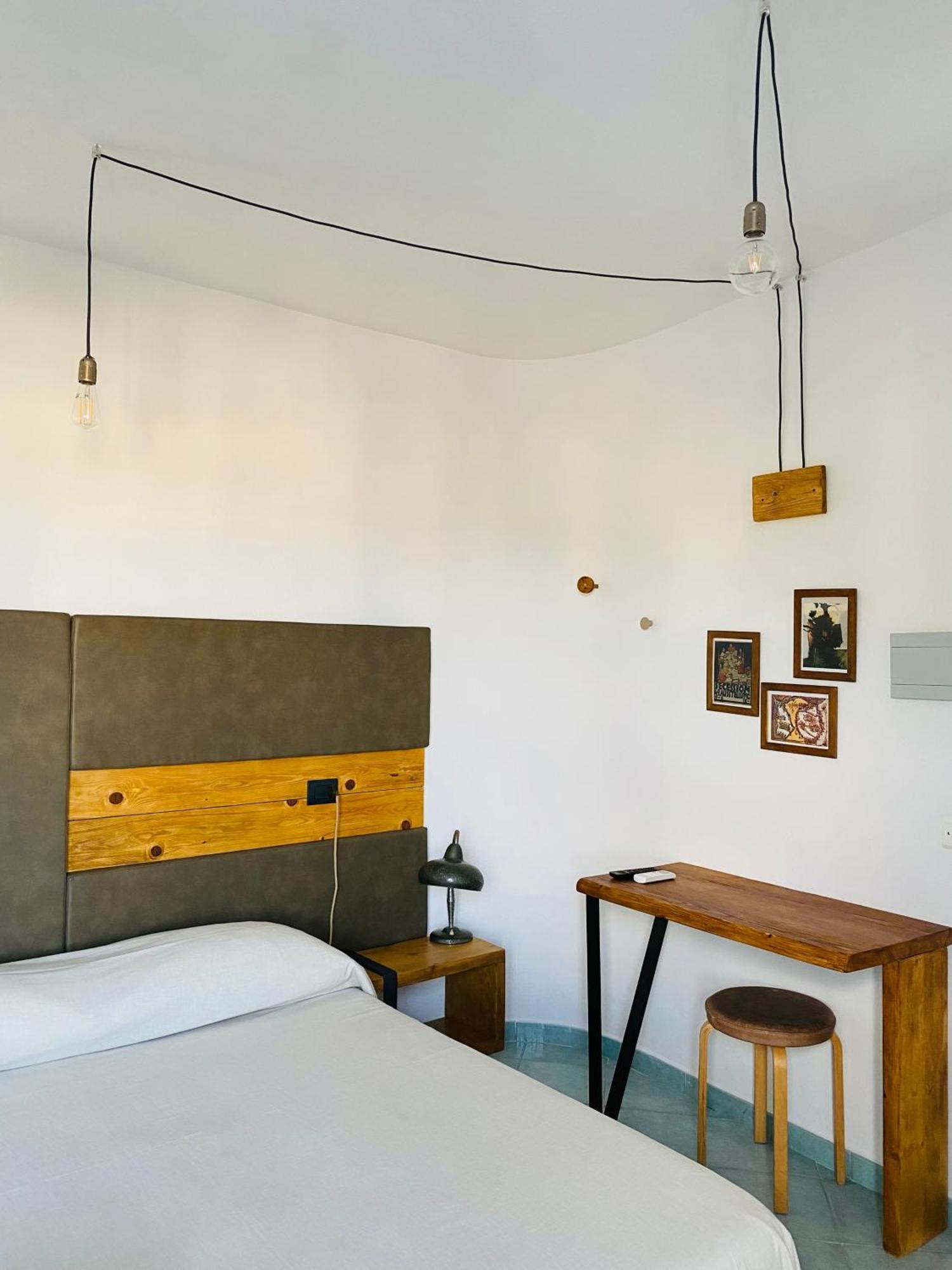 איסקיה Black Market Hotel מראה חיצוני תמונה
